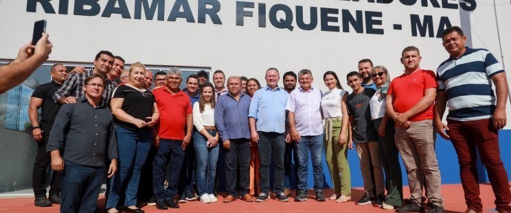 Municípios da Região Tocantina receberam a comitiva do Governo do Estado e foram beneficiados com diversas ações, neste sábado (04). São obras nas áreas de infraestrutura, assistência social, saúde e destaque para obras no esporte e lazer com a inaugurações de Areninhas, quadras poliesportivas e estádios.