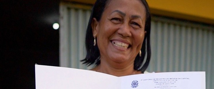 O Programa de Regularização Fundiária, iniciativa do Governo do Estado, segue avançando em todo o Maranhão. Coordenado pela Secretaria das Cidades e Desenvolvimento Urbano (Secid), desde 2021 mais de 4 mil famílias maranhenses já foram beneficiadas com a entrega de títulos definitivos de propriedade.