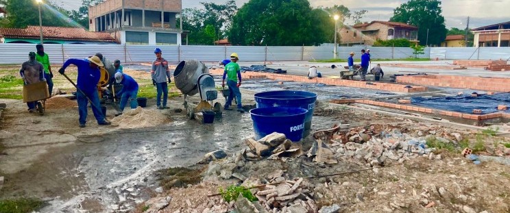 As obras de construção da Praça da Família, no município de Presidente Sarney, localizado na região Norte Maranhense, estão com 75% dos trabalhos concluídos. A previsão é de que o espaço público seja entregue à população no mês de março.