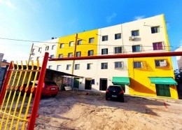 As obras de revitalização do Conjunto Ipem Bequimão, em São Luís, entram na fase de finalização da reforma dos primeiros 24 blocos. As obras prosseguem para os 34 blocos restantes. A ação é executada pelo Governo do Estado por meio da Secretaria das Cidades e Desenvolvimento Urbano (Secid), e contempla os 58 blocos do residencial com intervenções nas áreas comuns internas e externas, pintura das fachadas dos prédios e ações de reparos na quadra poliesportiva e entorno. As obras visam garantir moradias dignas e mais qualidade de vida para os moradores.