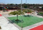 O Governo do Maranhão, por meio da Secretaria de Estado das Cidades e Desenvolvimento Urbano (Secid), está finalizando a construção de uma praça no Residencial Eugenio Coutinho, em Caxias. A intervenção faz parte do projeto de revitalização de praças e espaços públicos, coordenado pela Secid, que visa requalificar logradouros públicos e equipamentos coletivos para garantir um melhor uso e estimular a convivência comunitária.